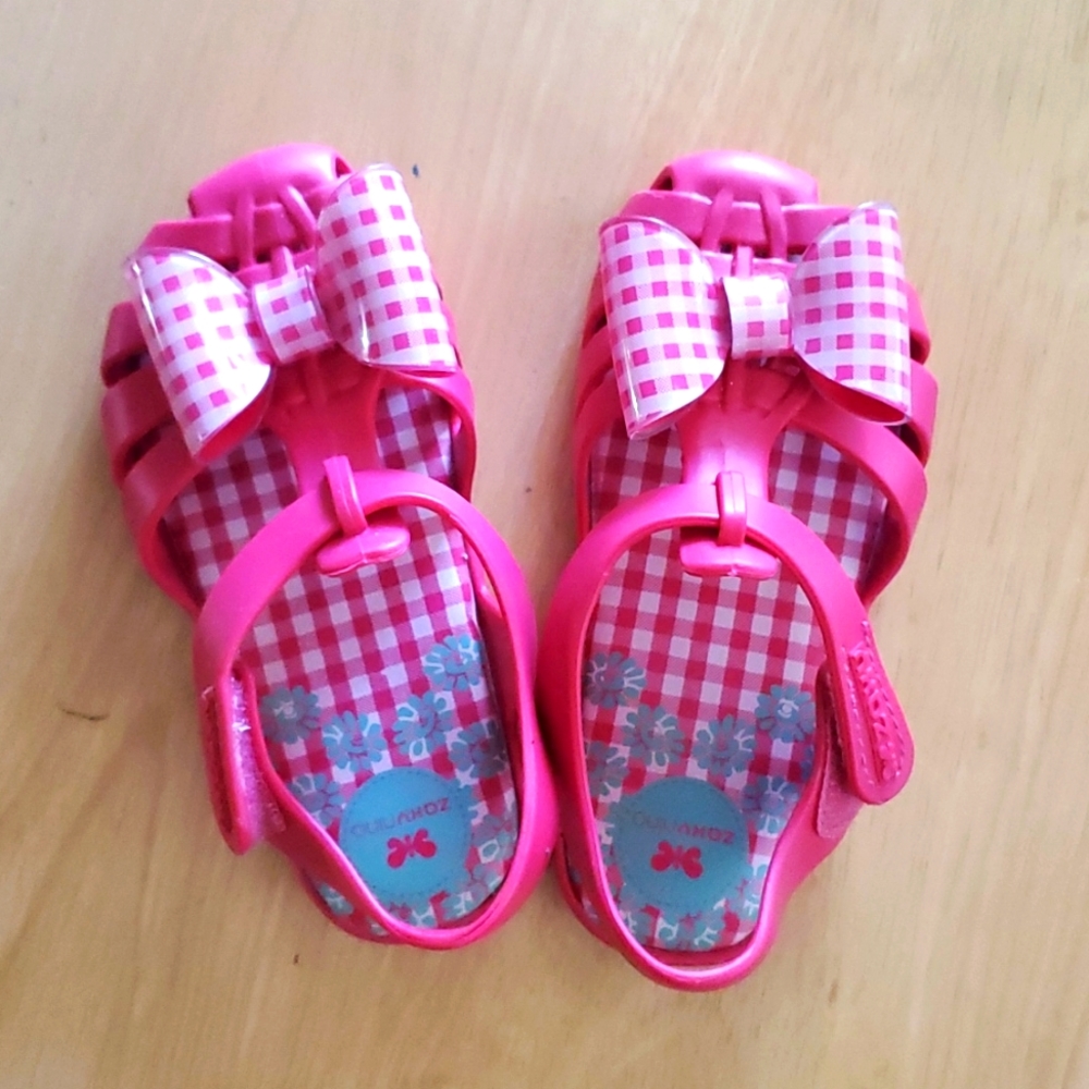 Zaxy girls' pink bow sandals (size 10) New